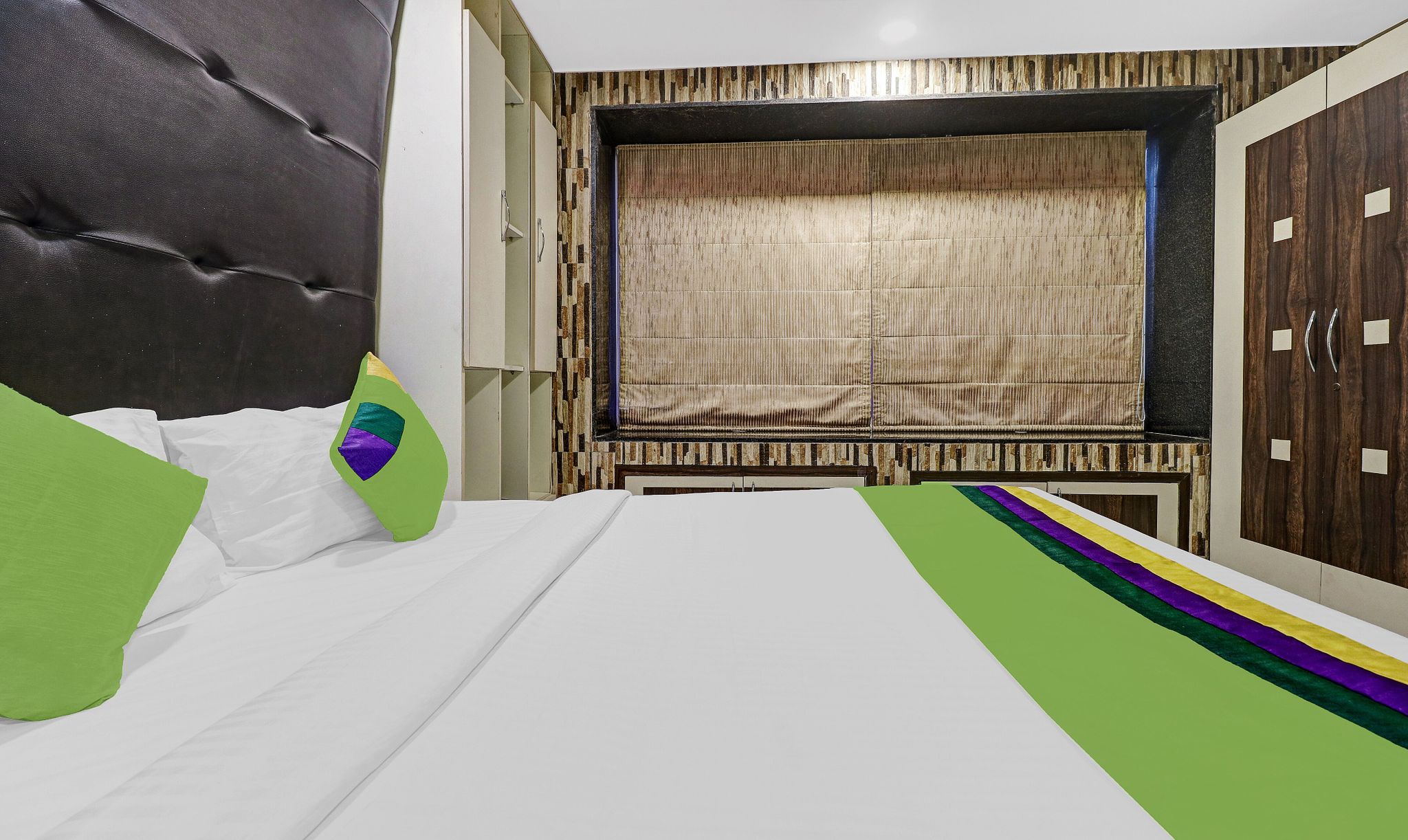 Treebo Elite Premium Homes Standard Double Room 3