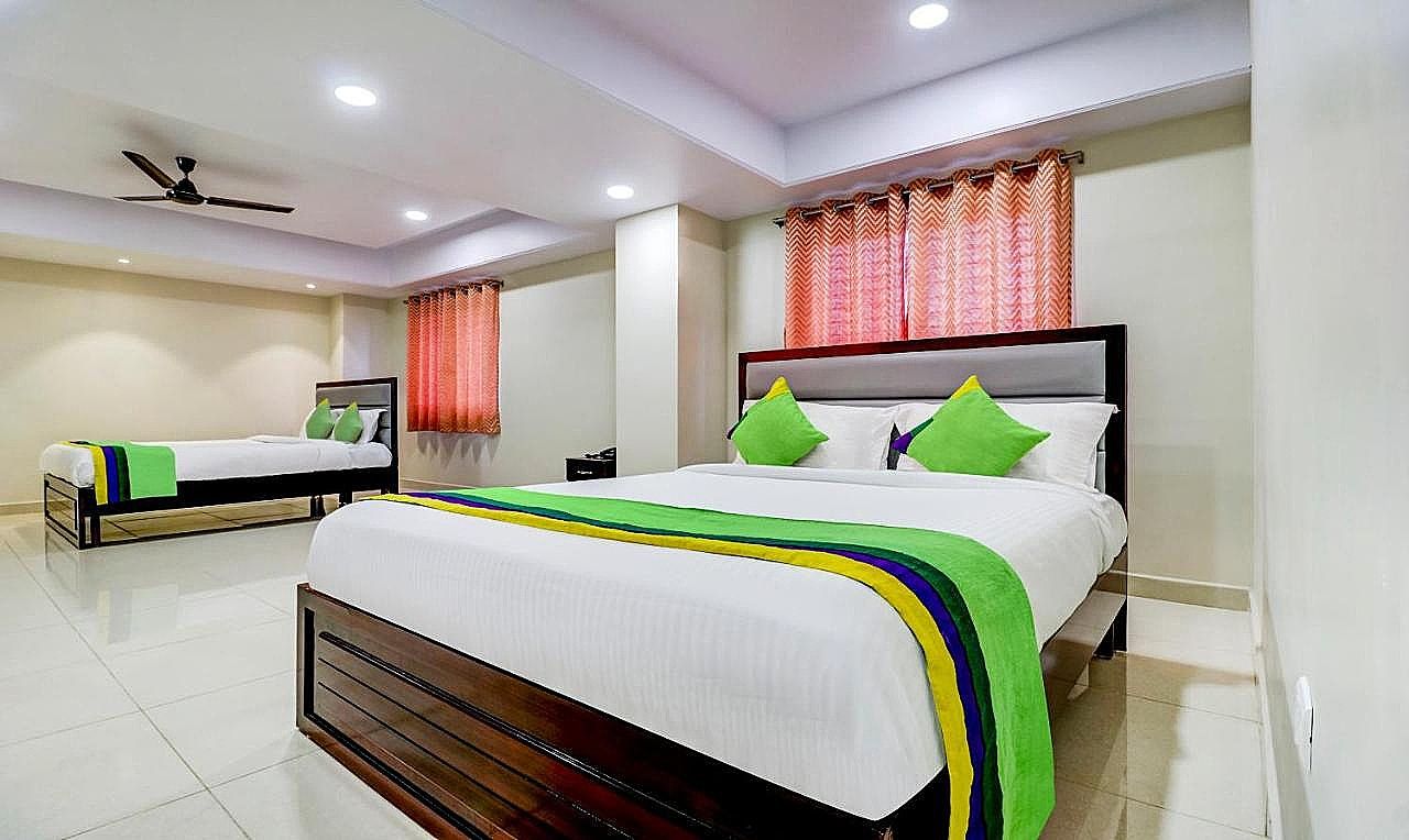 Treebo Grand Milan Standard Double Room 4