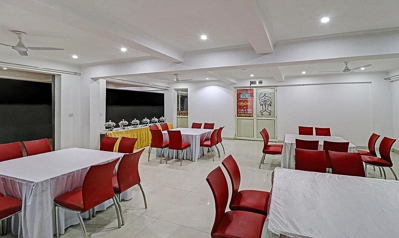 Food & Dining