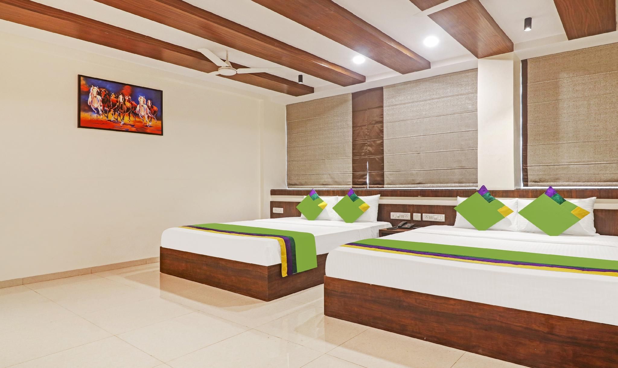 Mahogany Single Room-Edelweiss Tokio-YCHS