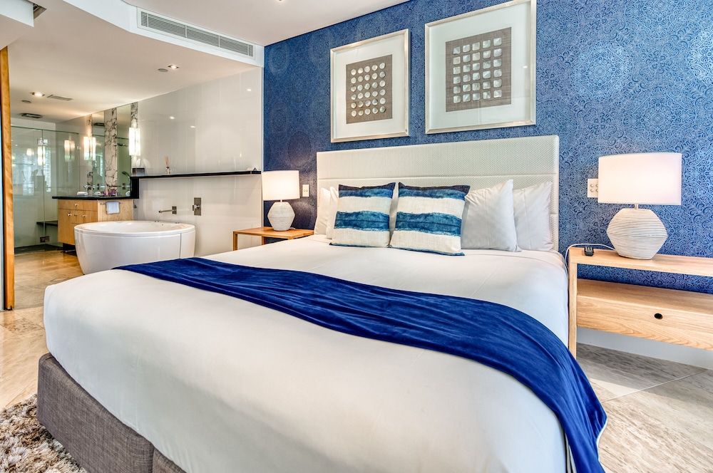 Oceans Mooloolaba Two Bedroom Penthouse with Ocean Views 4