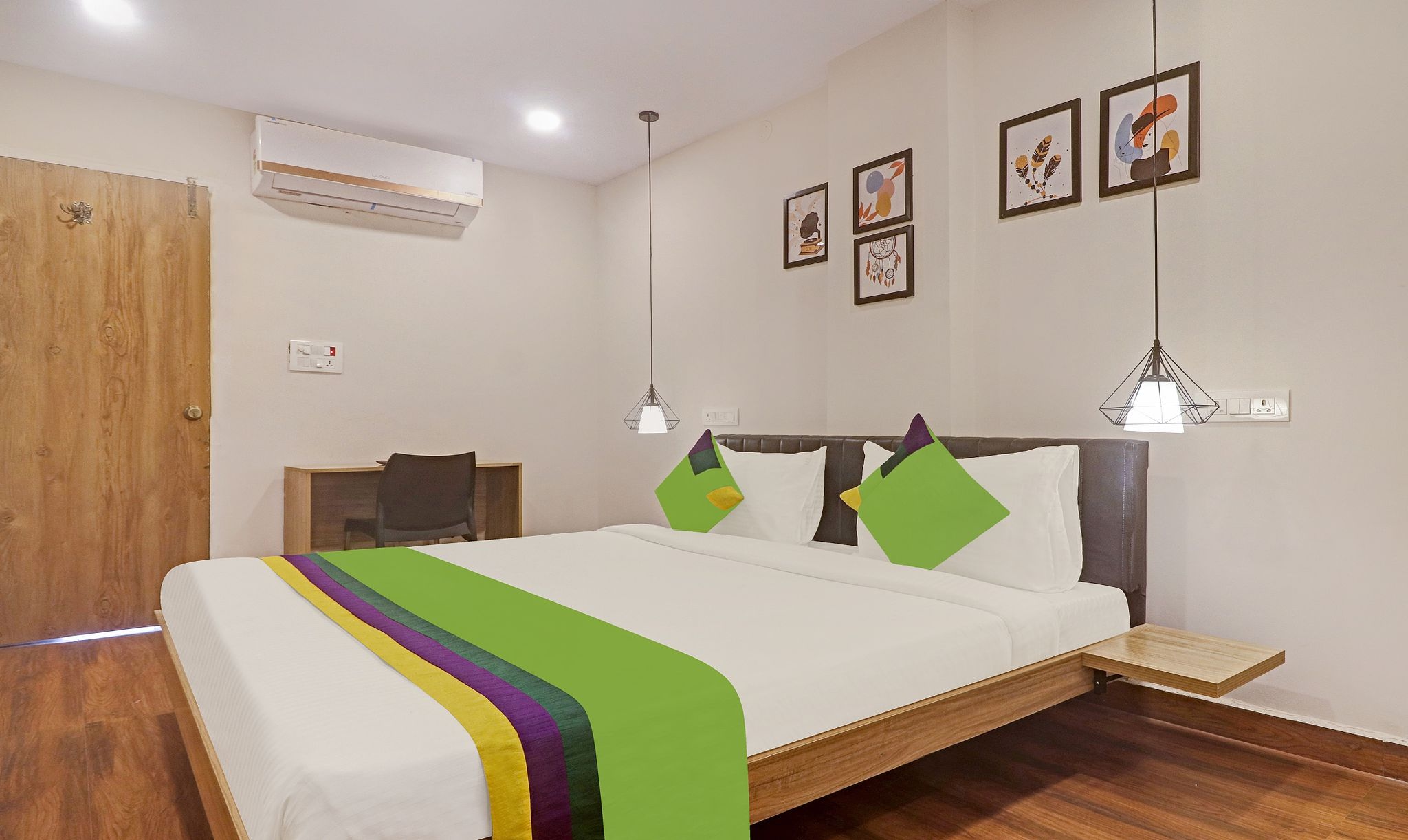 Treebo Seventh Heaven Kukatpally Standard Double Room 3