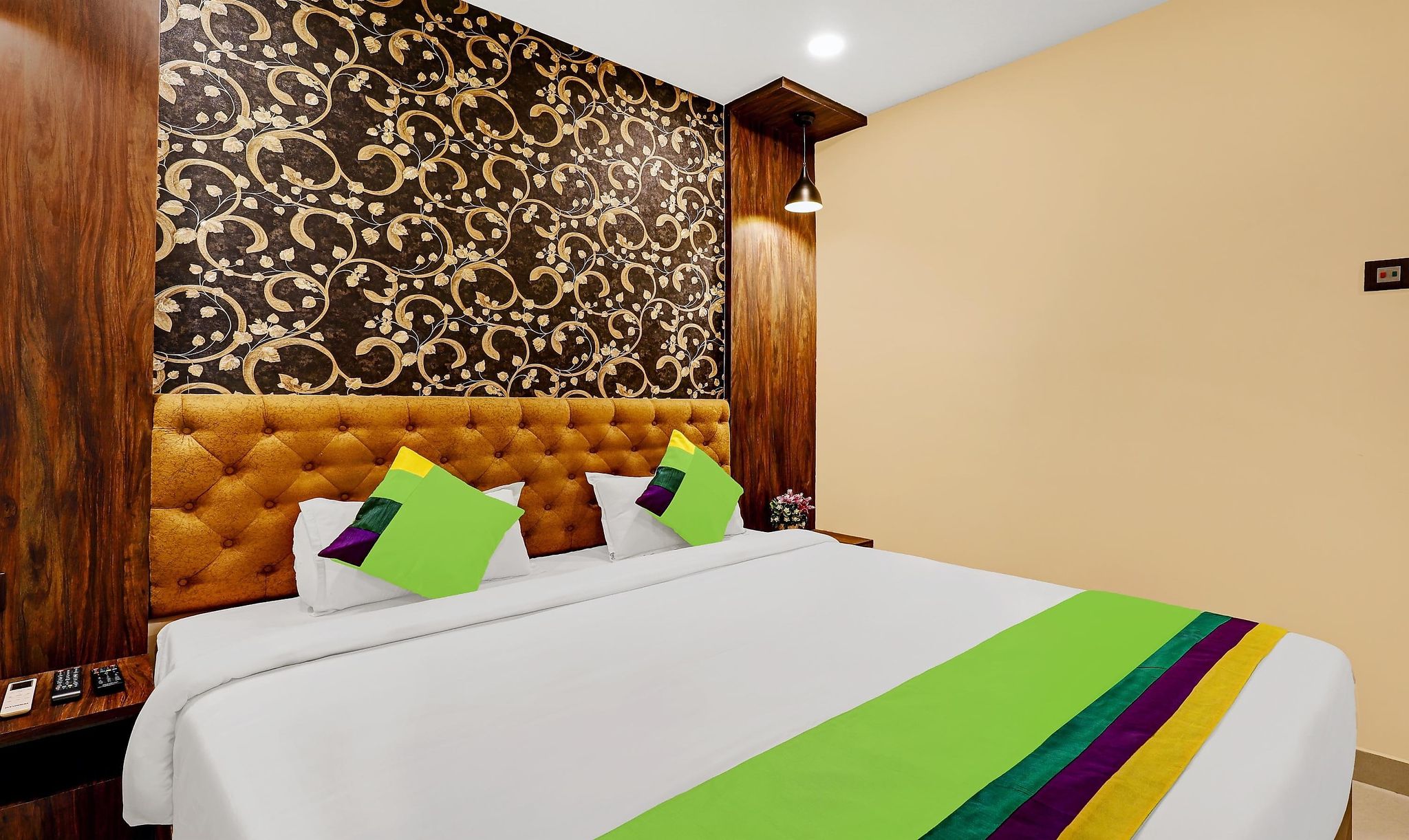 Treebo Spring Brook Deluxe Double Room 4