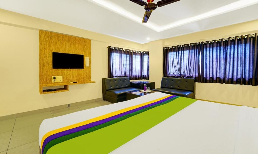 Treebo Surya Comforts, 200 Mtrs From Kolhapur Railway Station Standard Double Room 6