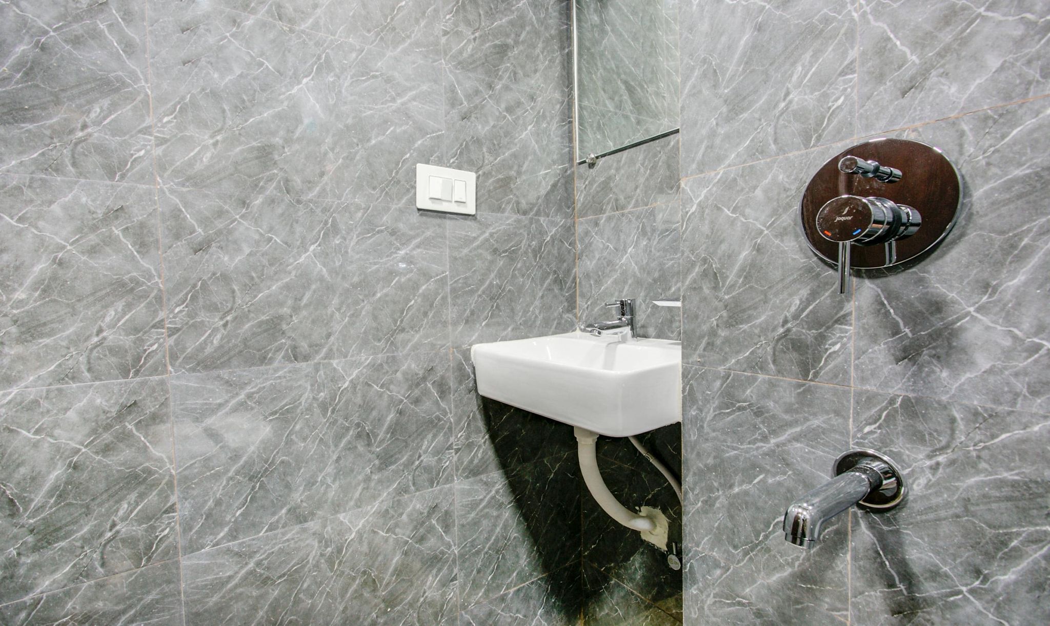 Treebo Kings Inn Vashi Double Room 12