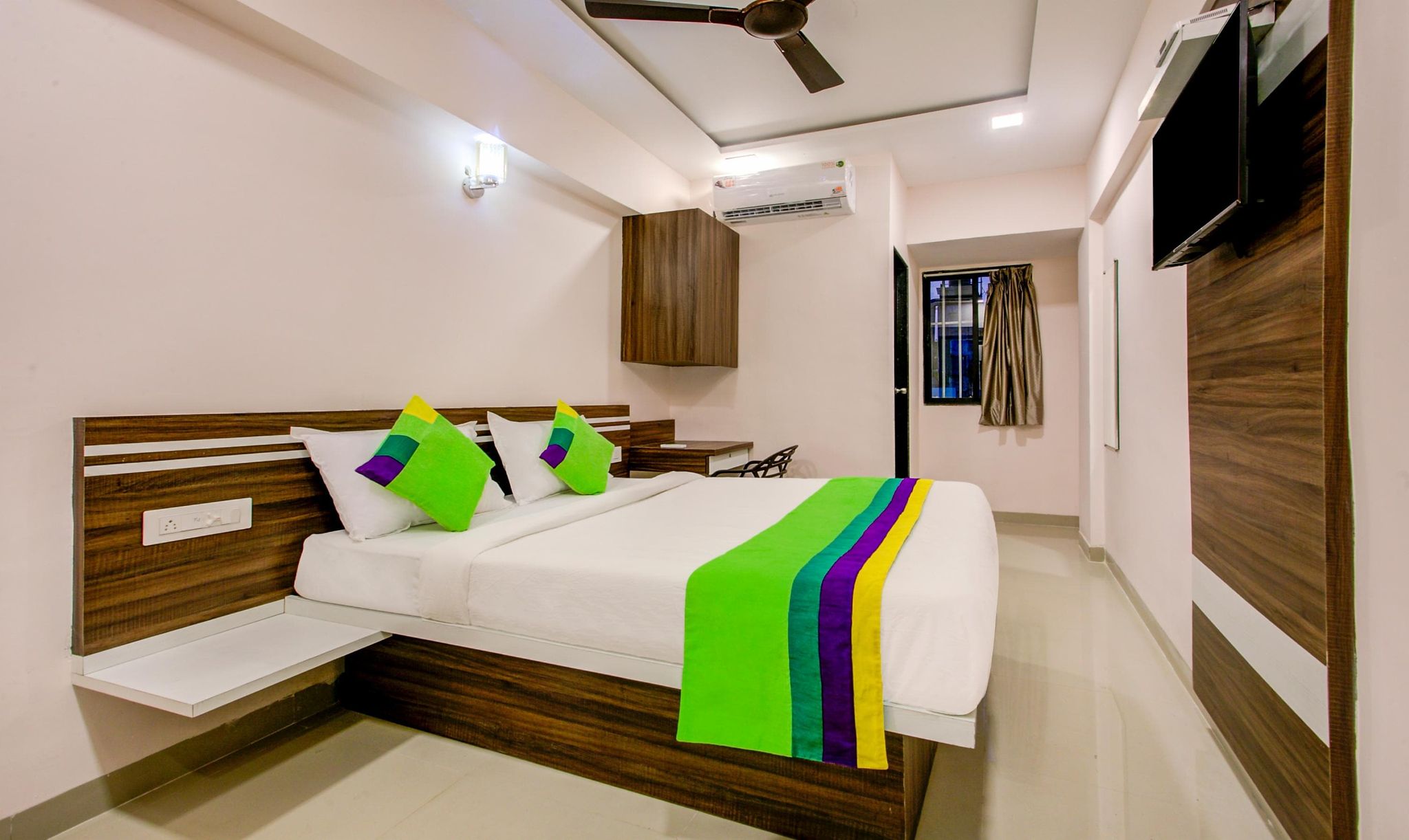 Treebo Kings Inn Vashi Double Room 7
