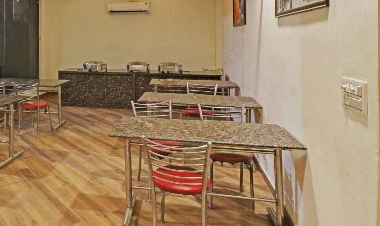 Food & Dining