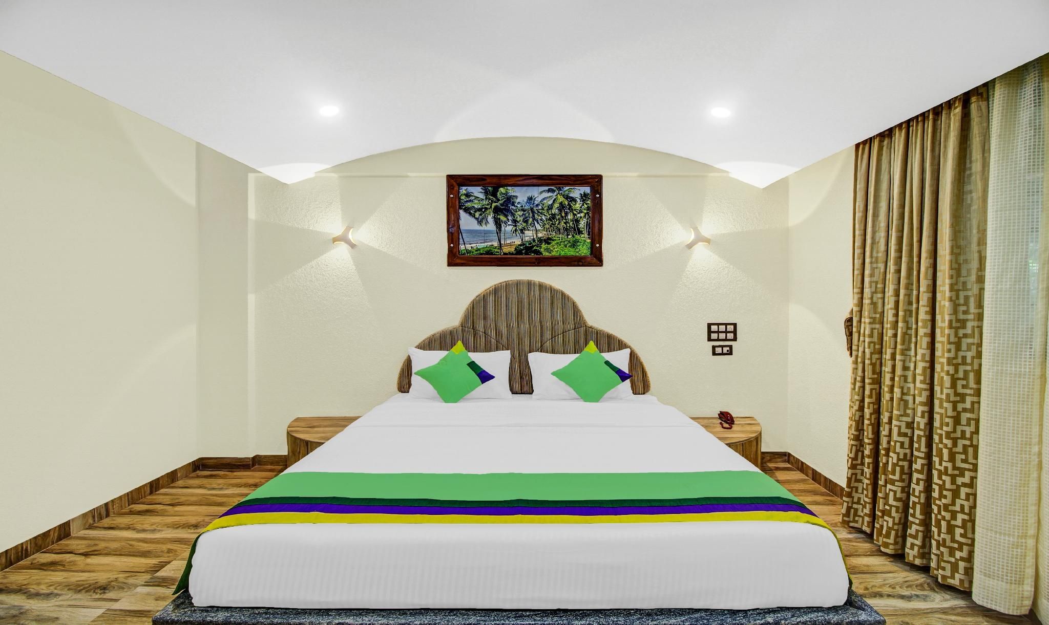 Treebo Majestic Palms Standard Double Room 2