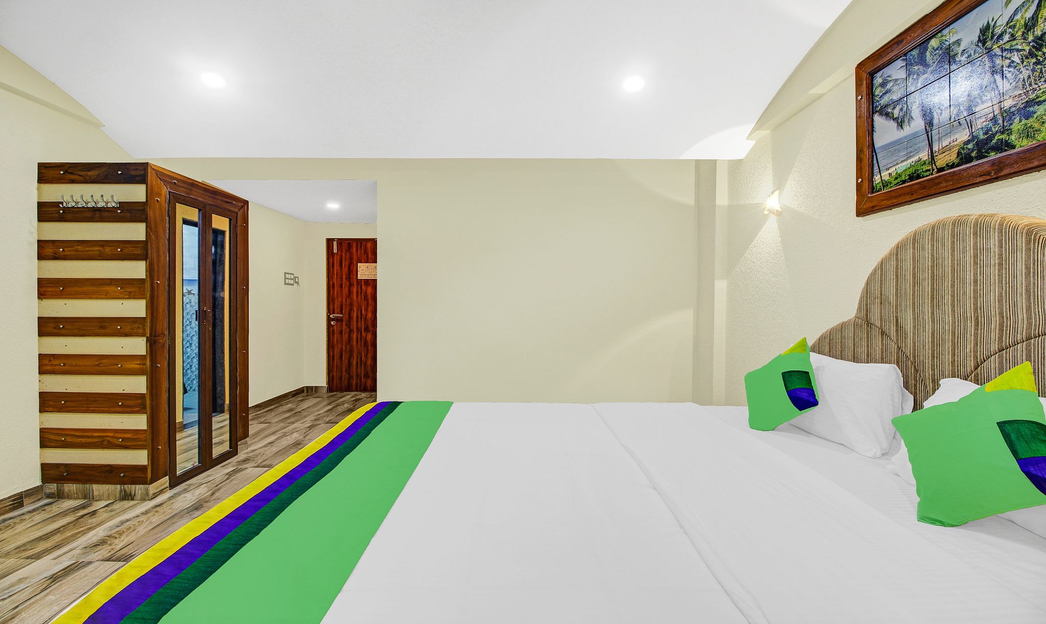 Treebo Majestic Palms Standard Double Room 4