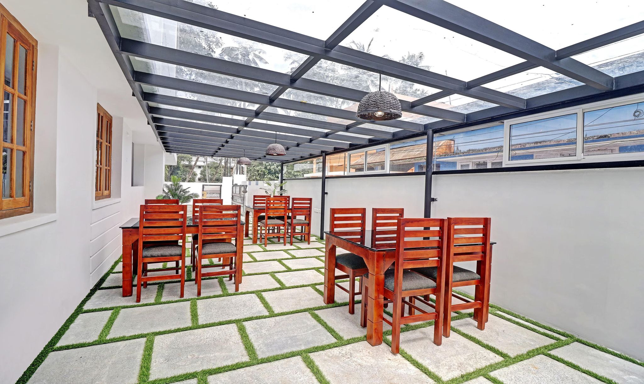 undefined Itsy Hotels Palm Grove By D2V 10