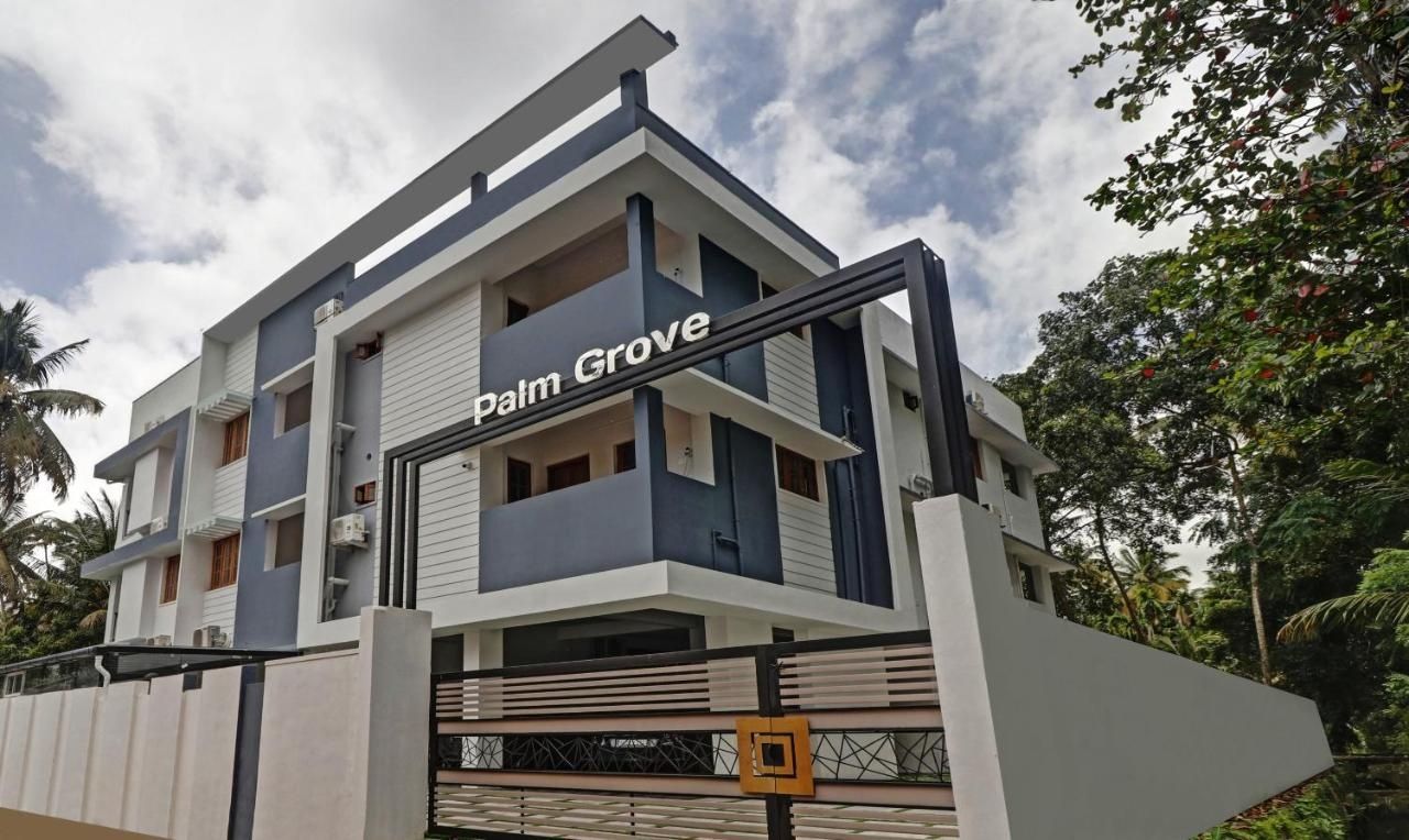 undefined Itsy Hotels Palm Grove By D2V