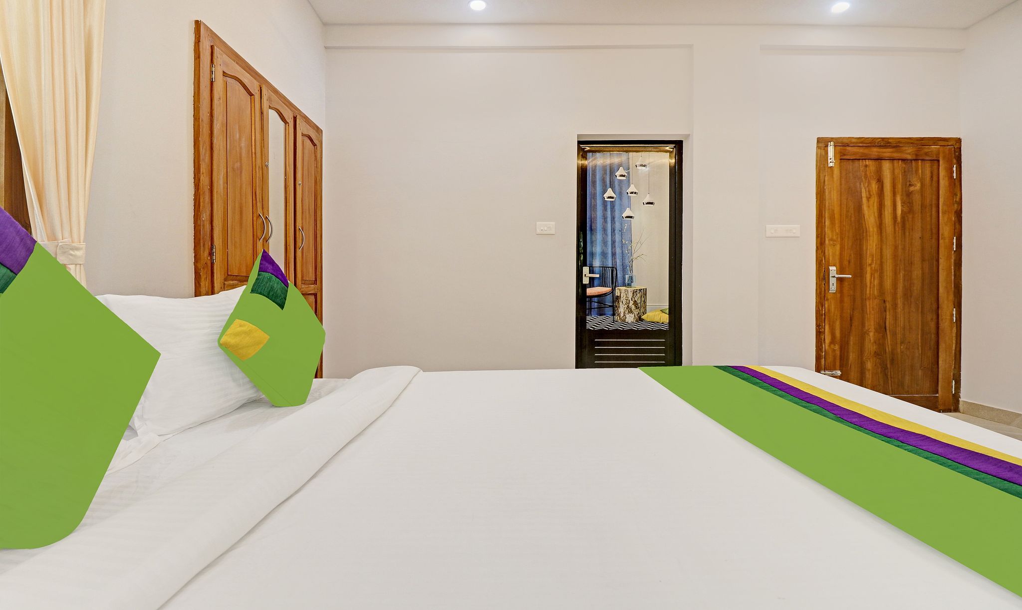 Itsy Hotels Palm Grove By D2V Standard Double Room 5