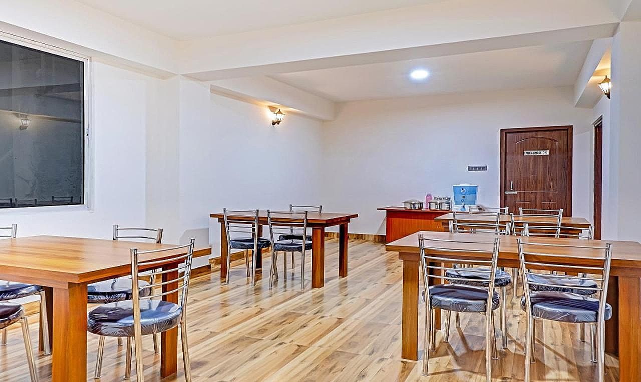Food & Dining