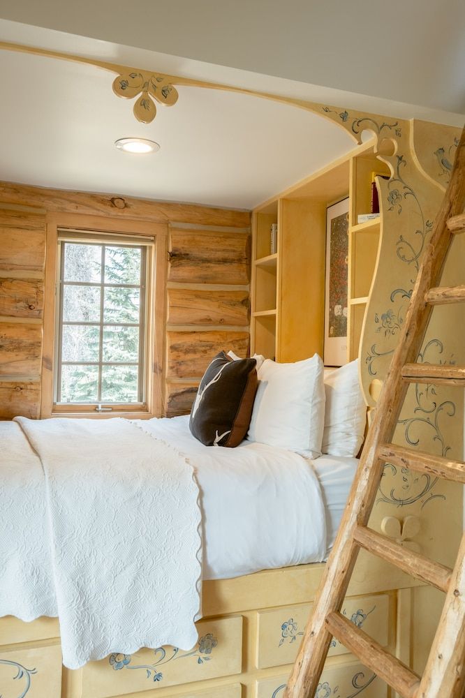 BunkHouse