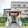 hotel_images