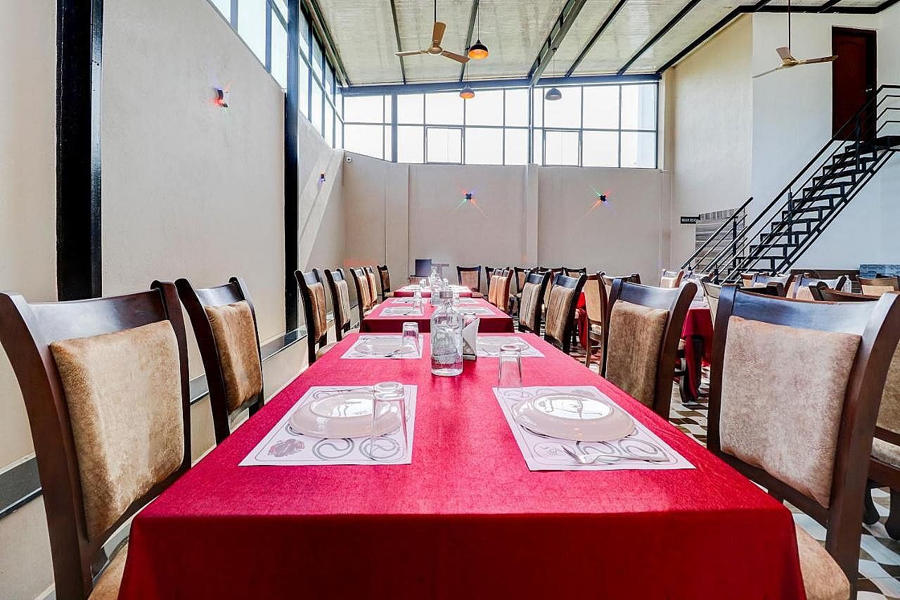 Food & Dining