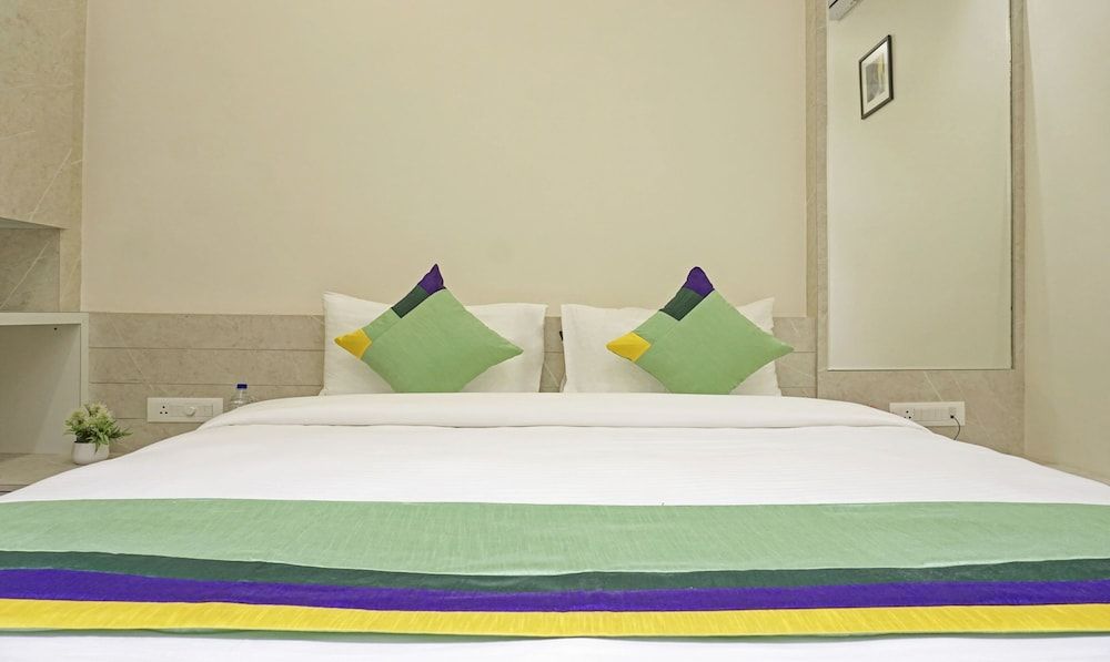 Treebo The Utsav, Nashik Maple Room 11