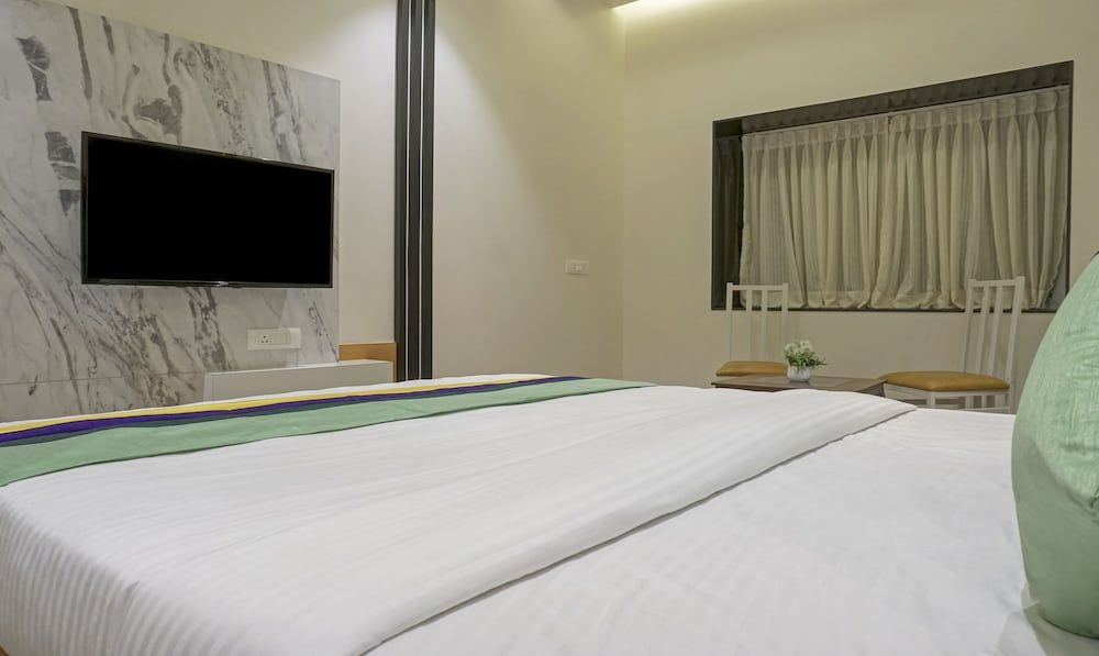 Treebo The Utsav, Nashik Maple Room 3