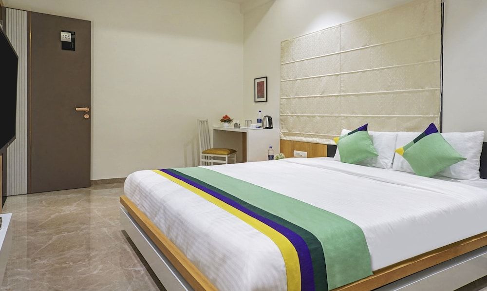 Treebo The Utsav, Nashik Maple Room 9