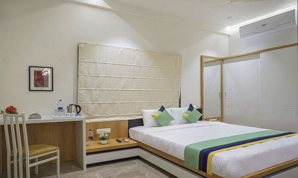 Treebo The Utsav, Nashik Maple Room 4