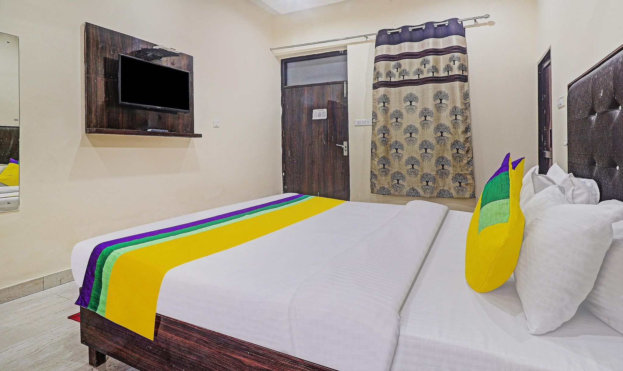 Hotel Albie Stay Inn	 Standard Double Room 4