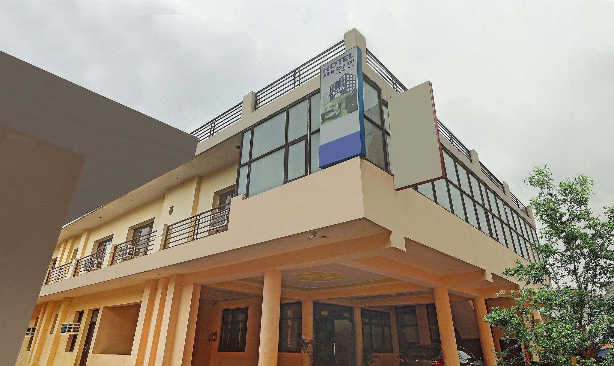 Hotel Albie Stay Inn	