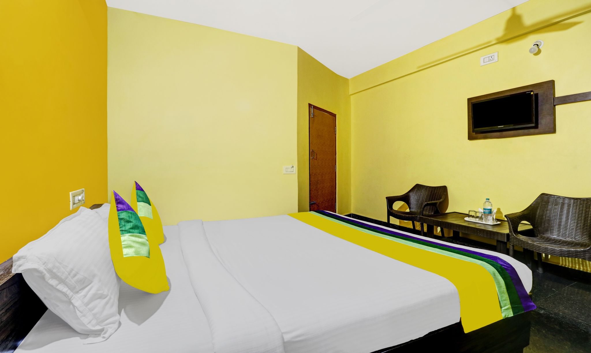 Itsy By Treebo - Aravind Premiere Standard Double Room 4