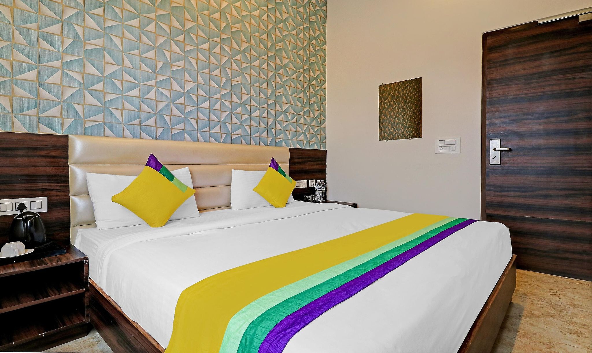 Itsy Hotels Jashan Double Room 2