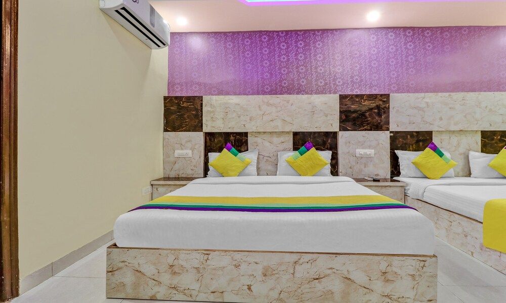 undefined Itsy Hotels Royal Residency 8