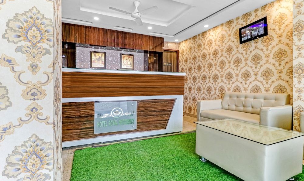 undefined Itsy Hotels Royal Residency 4