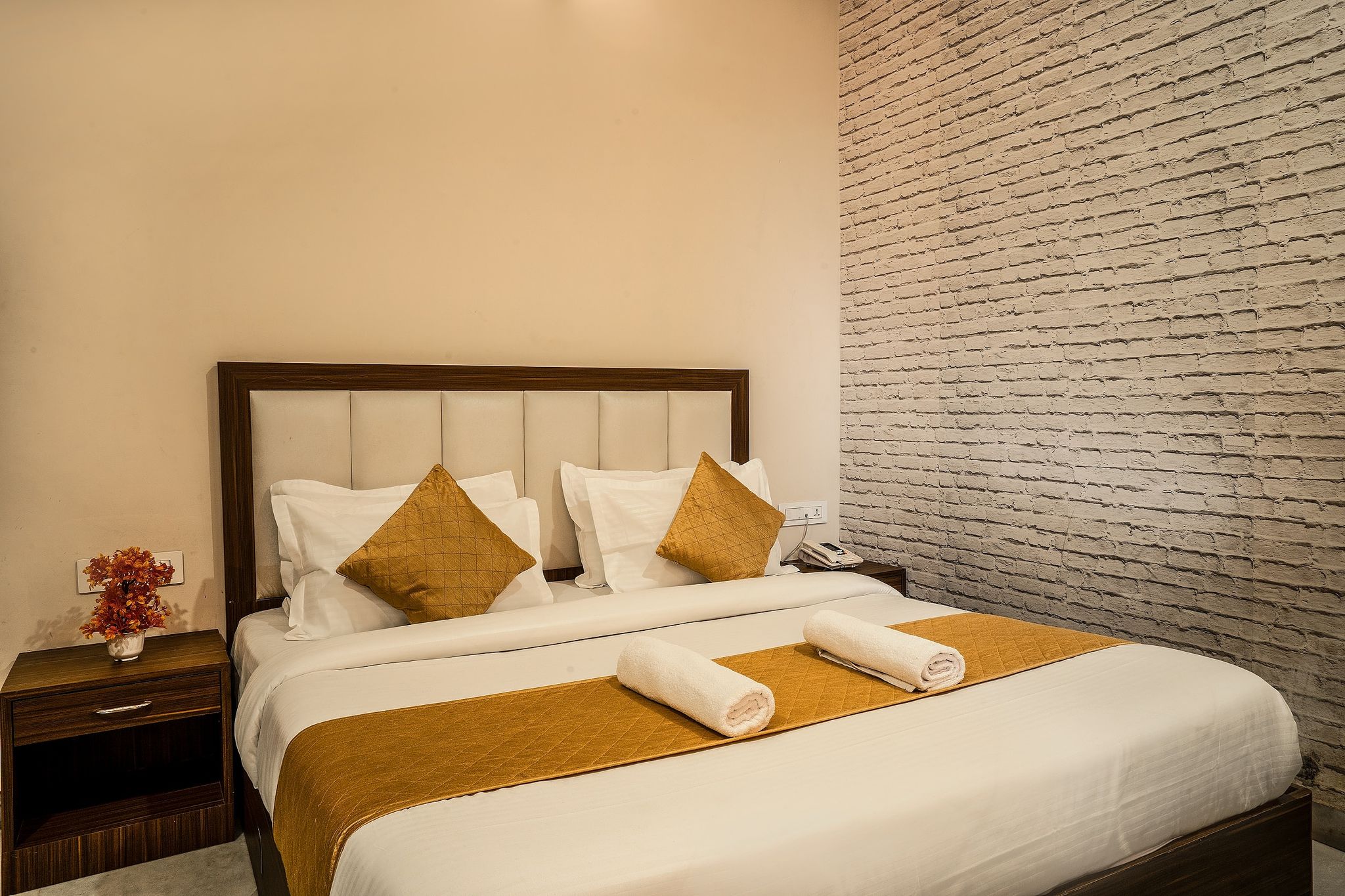 Tripli Udaipur Deluxe Double Room 4