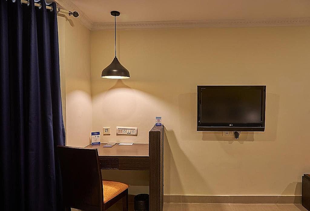 Tulip Inn Koramangala Deluxe Double Room 3