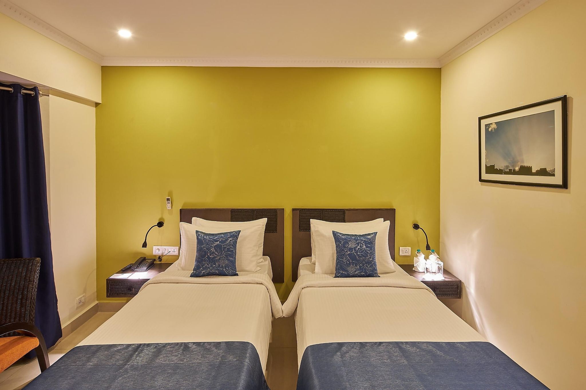 Tulip Inn Koramangala Deluxe Twin Room 6