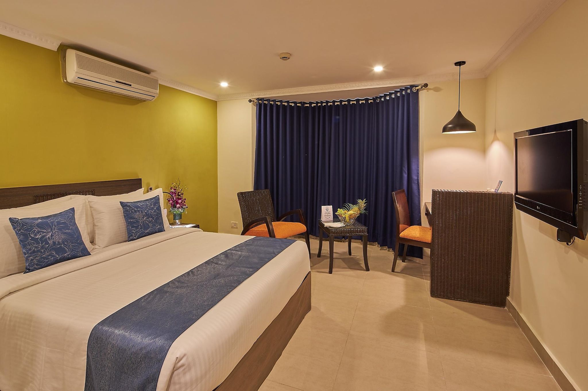 Tulip Inn Koramangala Deluxe Double Room 10
