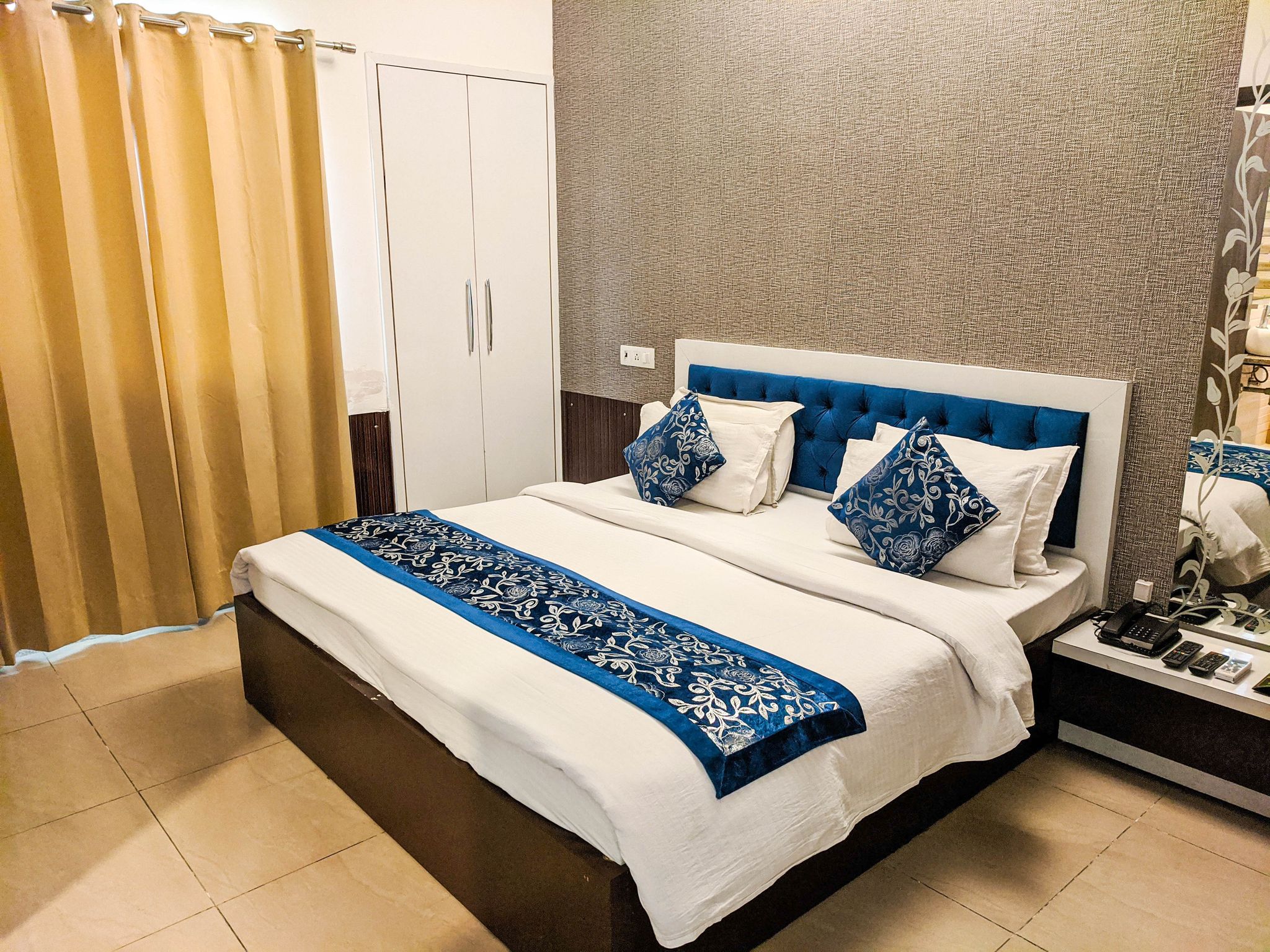 Vrinda Anandam Resort Super Deluxe Room 5