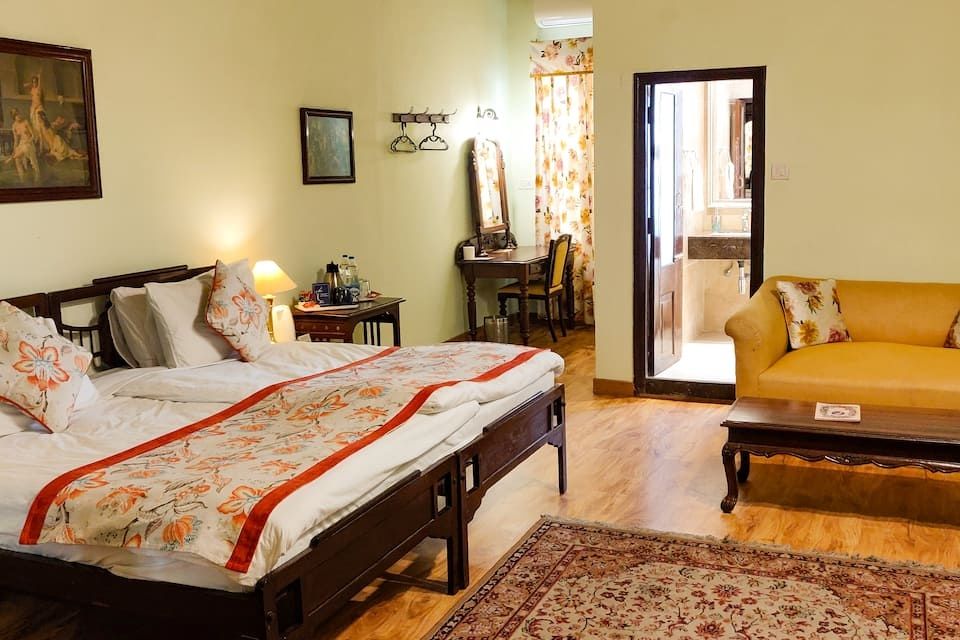 WelcomHeritage Kasmanda Palace Mussoorie Deluxe room 7