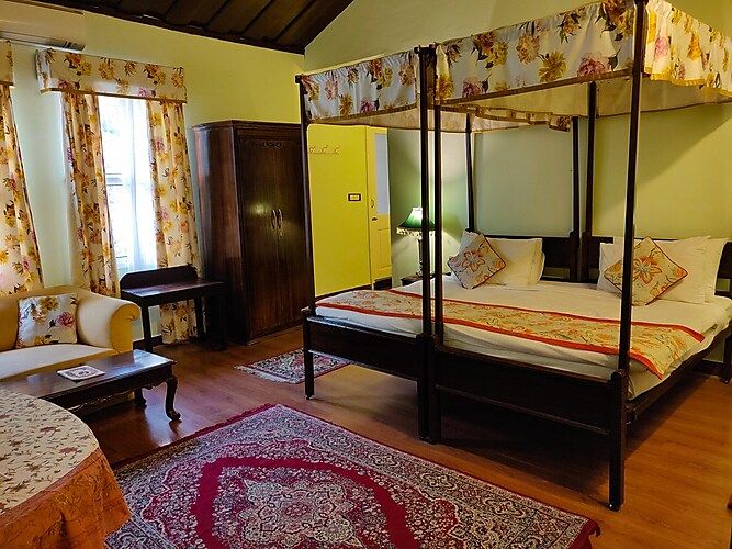 WelcomHeritage Kasmanda Palace Mussoorie Deluxe room