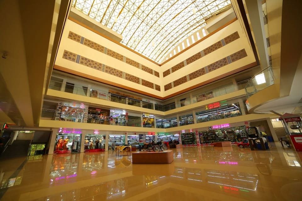 Vavas Mall Interior  4