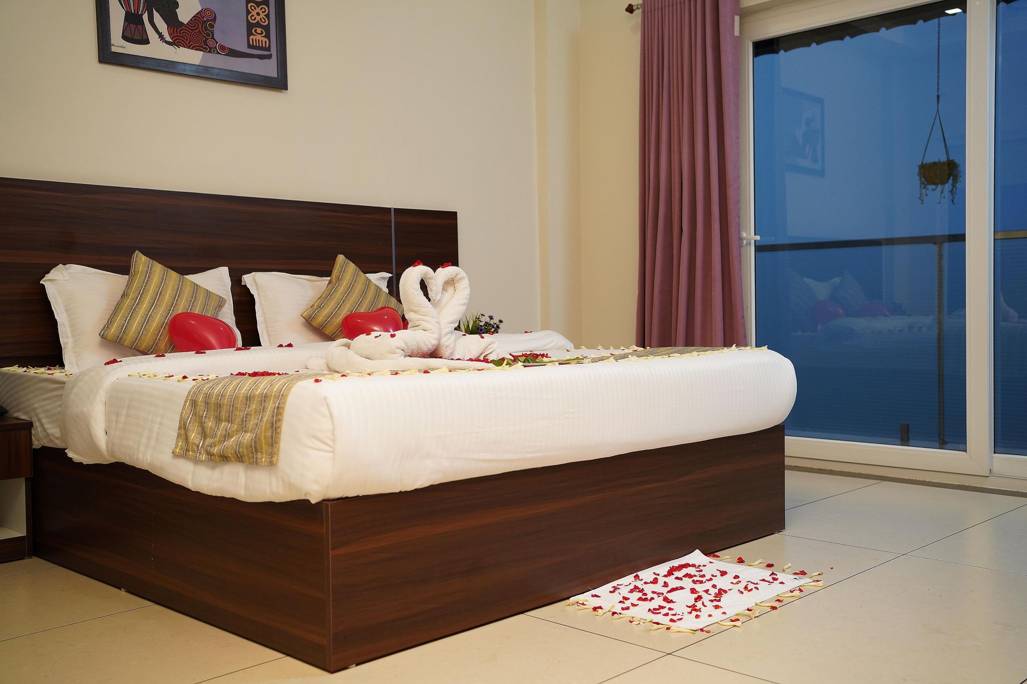 Lake Forest Munnar Valley View Room Non AC 4