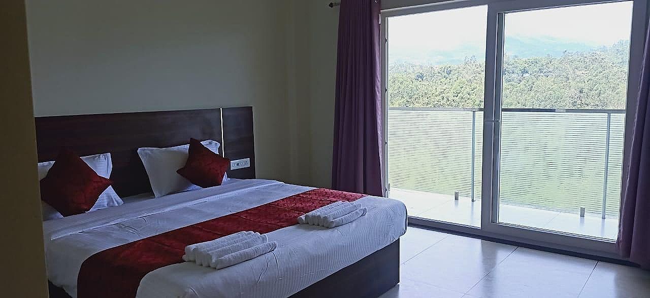 Lake Forest Munnar Valley View Room Non AC 8