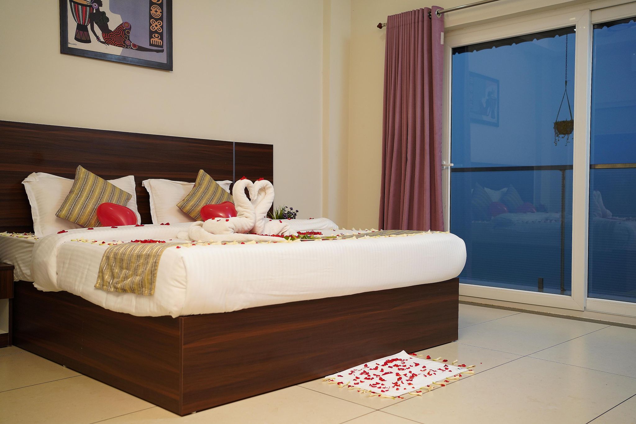 Lake Forest Munnar Deluxe Room Non AC with Balcony 4