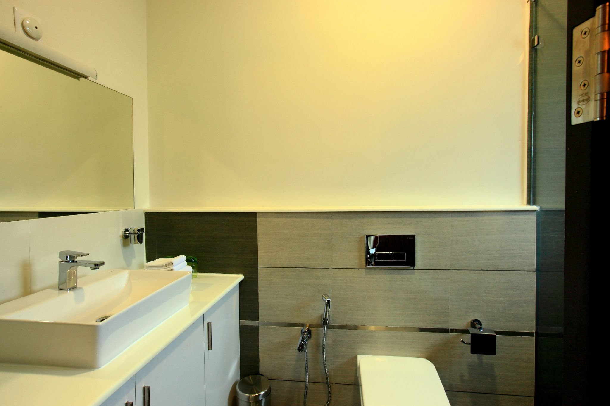 Tea Terrain Resorts & Spa Estate King Suite with Balcony and Valley View 5