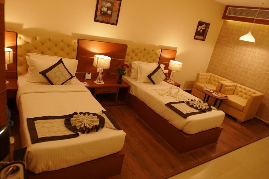 Nesma Palace Deluxe Double Room 2