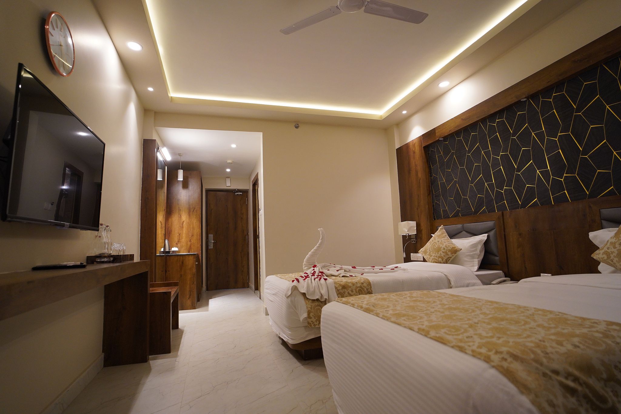 undefined THE ADVENTURE LUXURY HOTEL 10