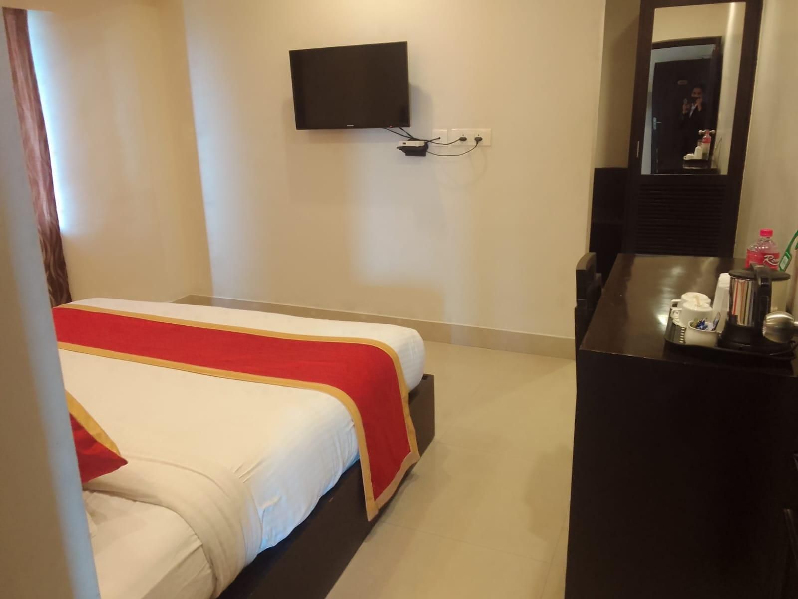 Chirag Inn Executive Room AC 12