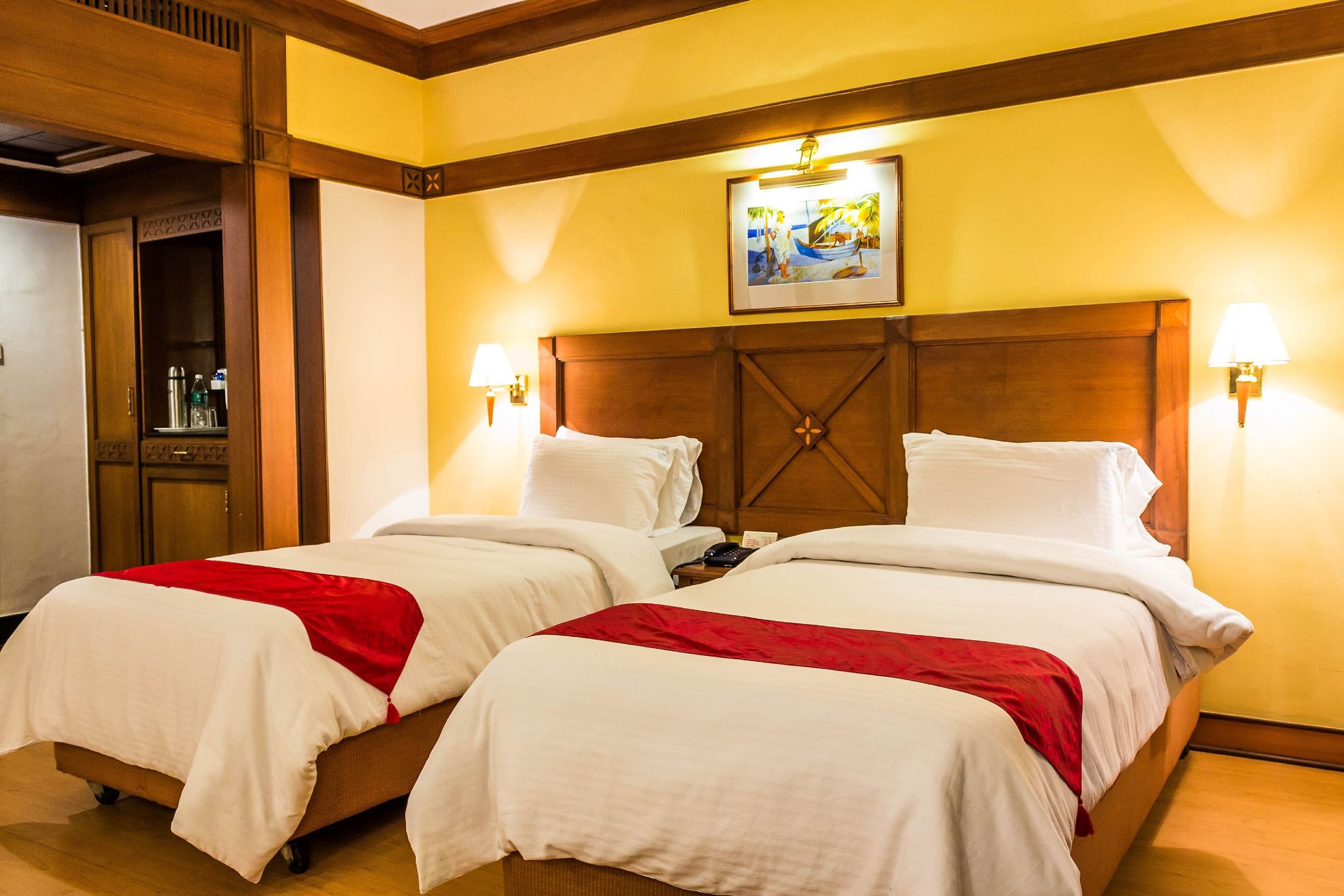 The Mascot Hotel- KTDC PREMIUM POOL VIEW 3