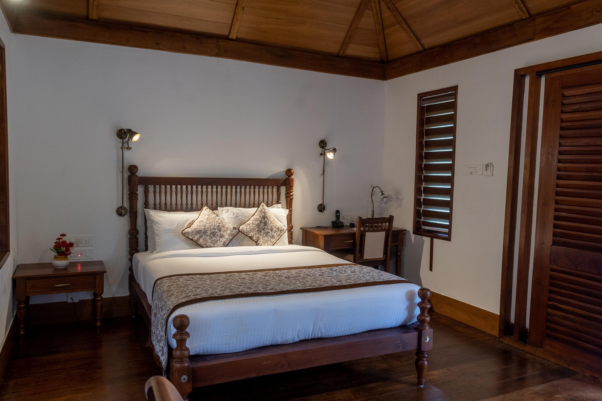 KTDC Water Scapes Canal View Cottage 3