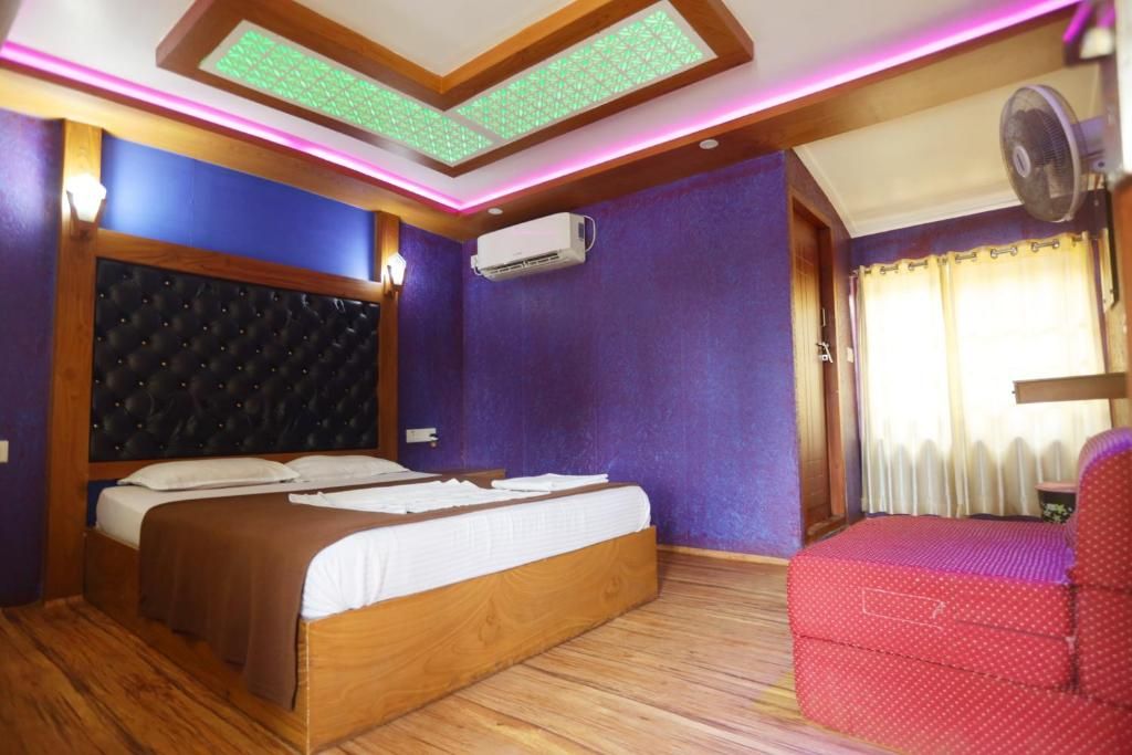 JCT Houseboat Premium Sharing Houseboats (Full Time Room AC) 2