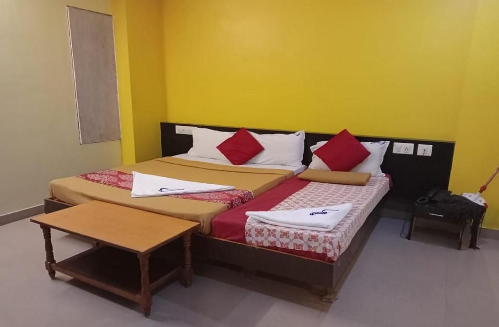 Deluxe Family Room