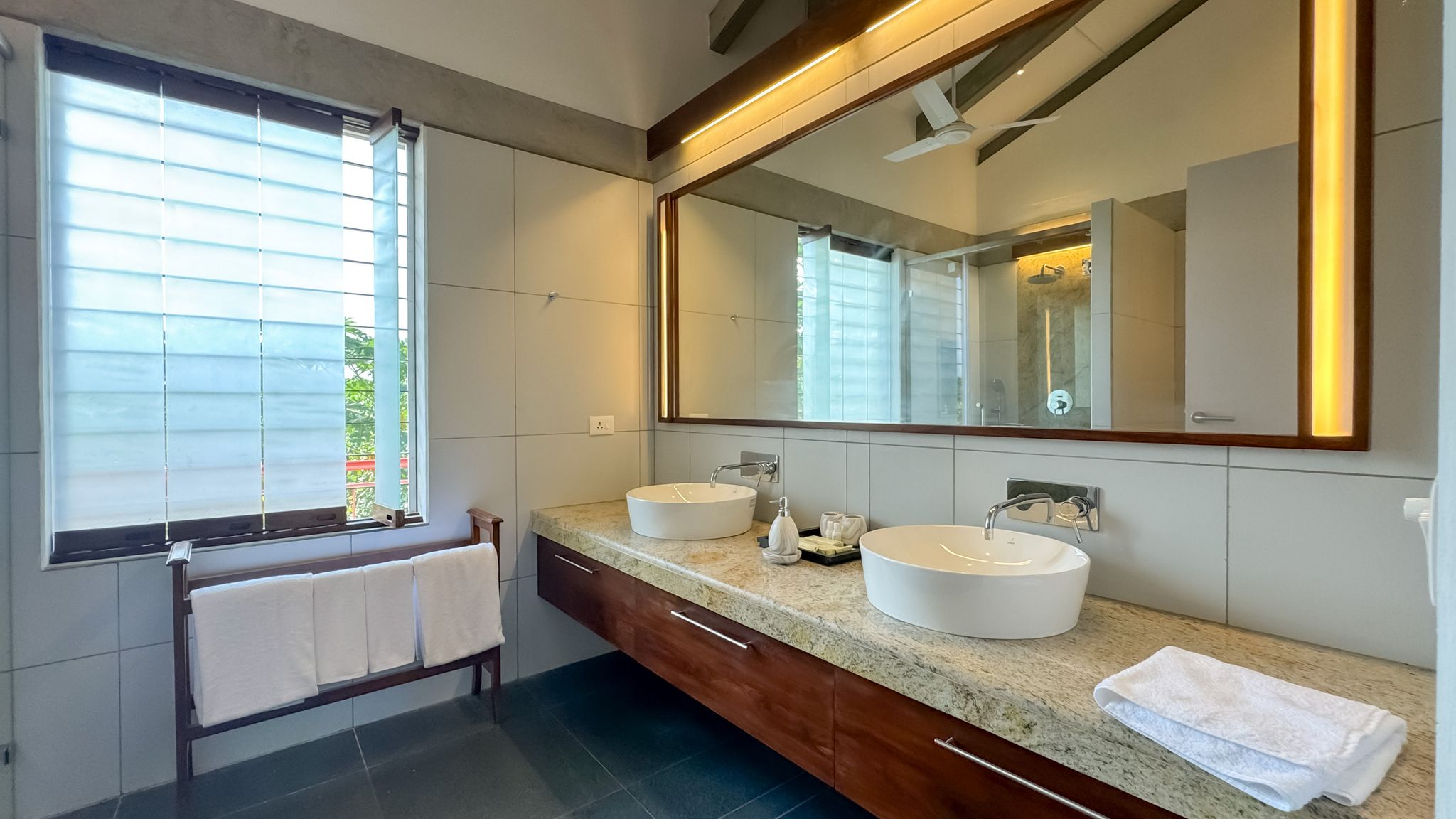 Sanctuary Amaidiyana- A CGH Earth Experience Superior Room with Loft 9